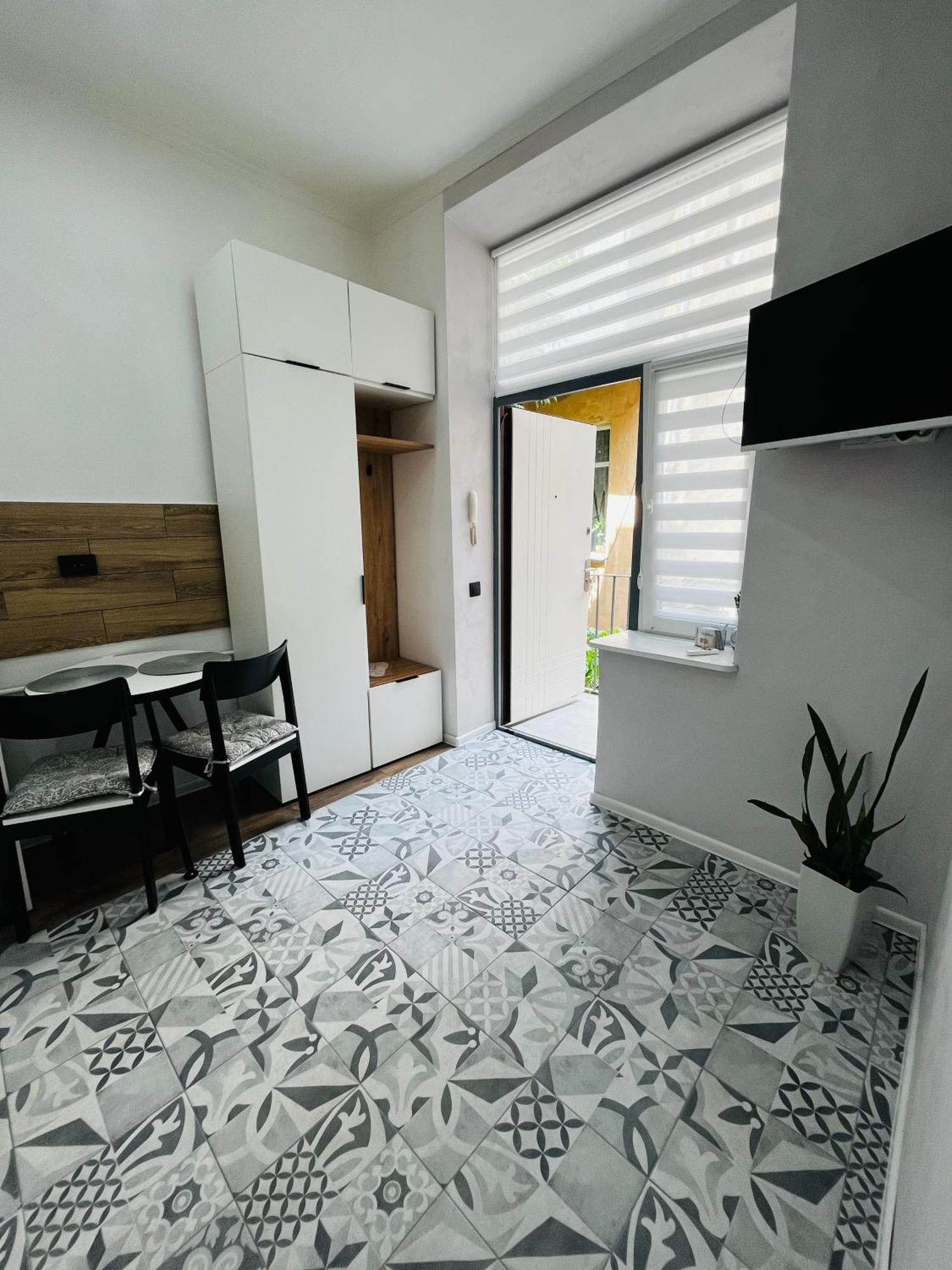 Iren Forum Apartment Lviv Bagian luar foto