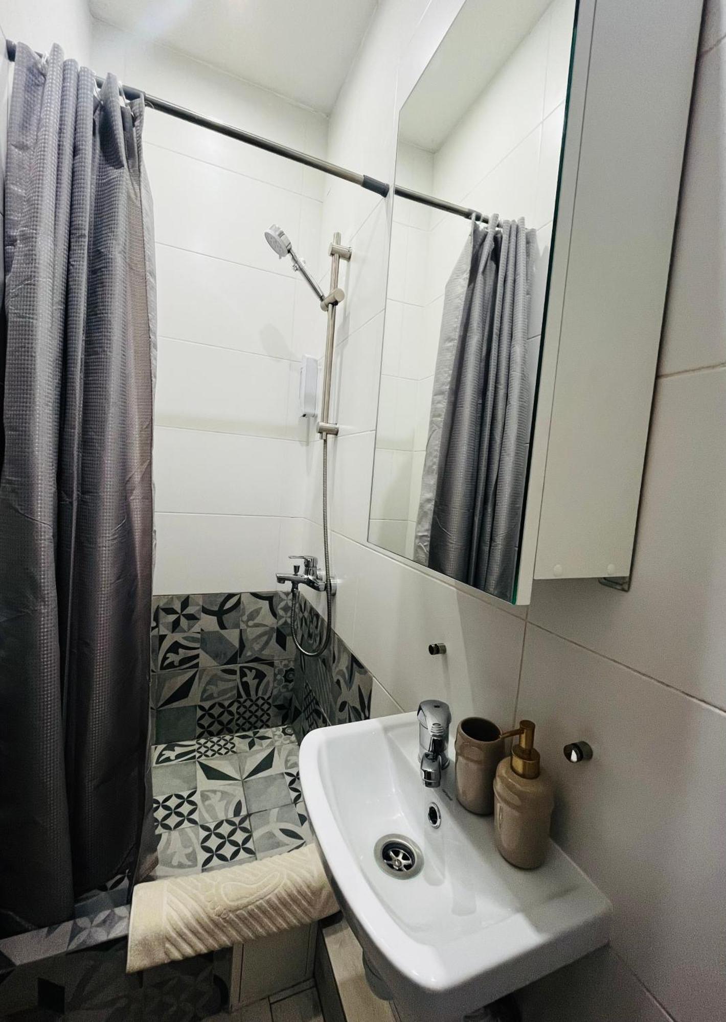 Iren Forum Apartment Lviv Bagian luar foto