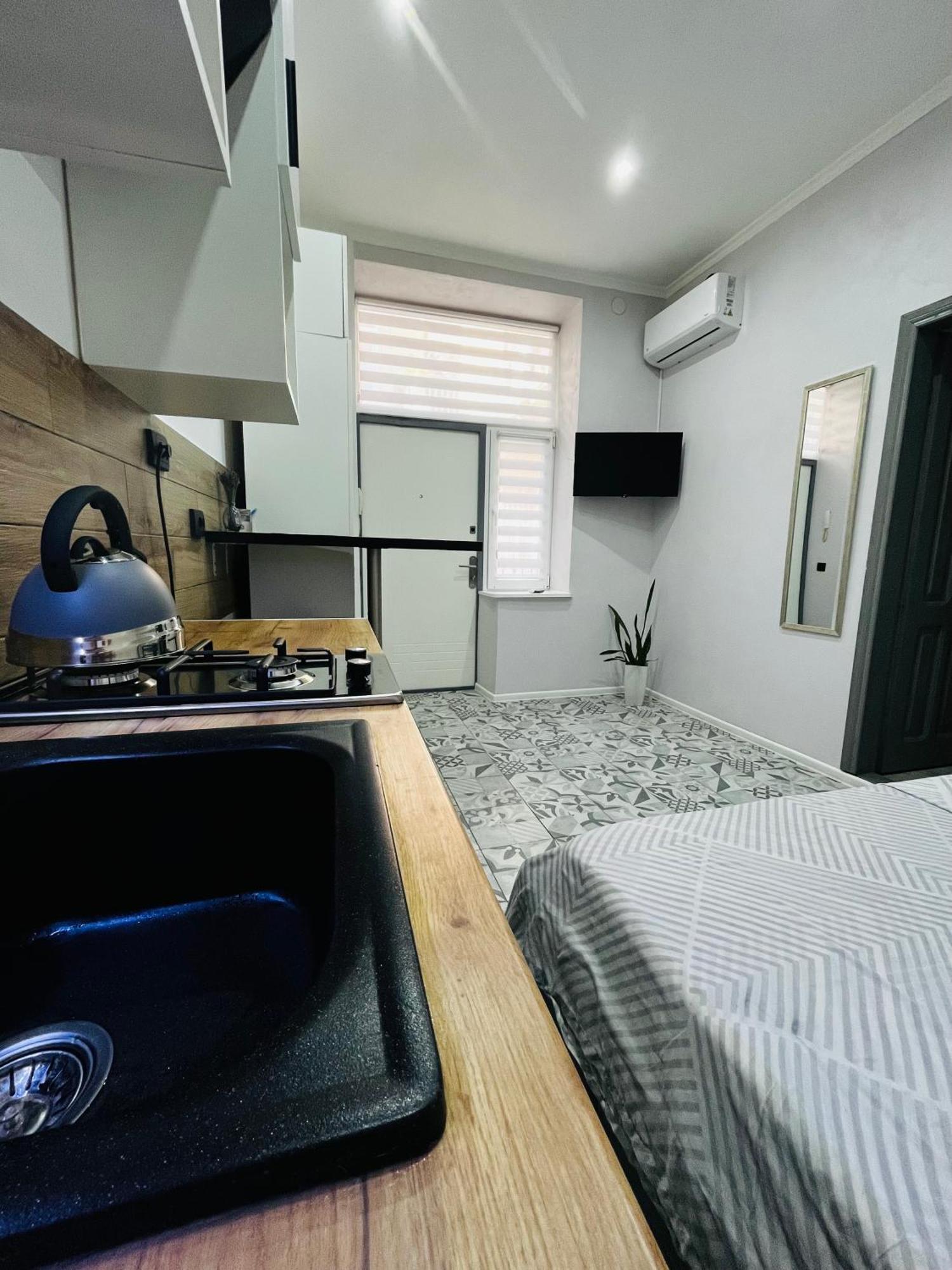 Iren Forum Apartment Lviv Bagian luar foto